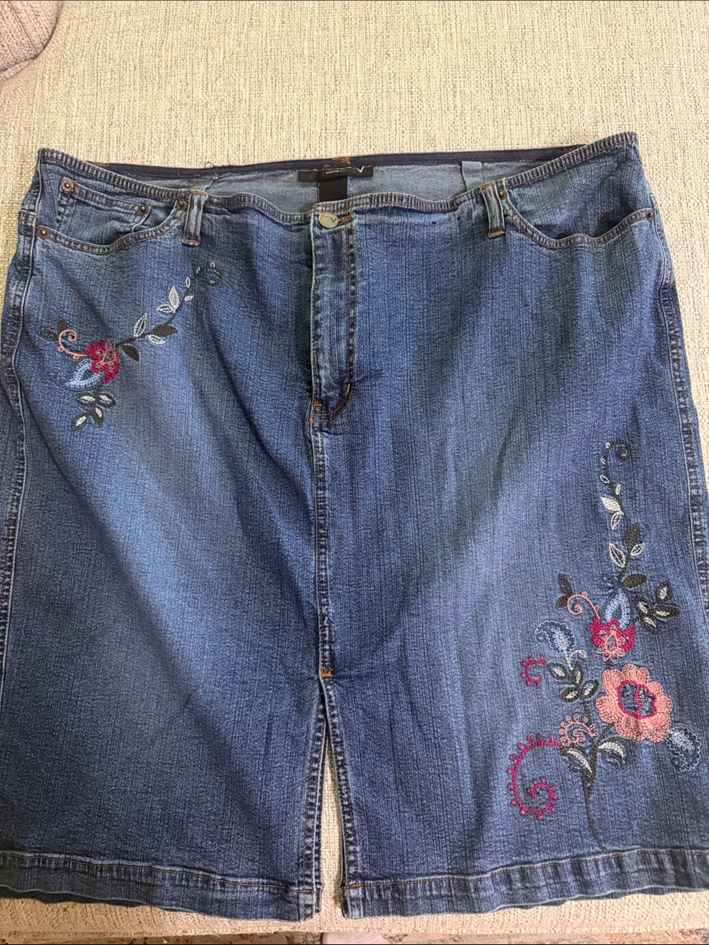 Venezia Denim Midi Skirt Embroidered Floral Plus Size 22 Boho Cottagecore